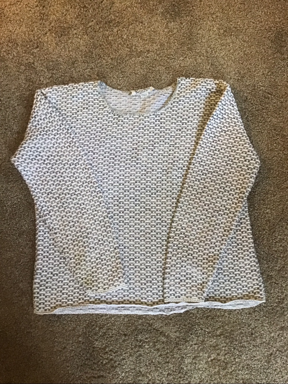 Reba Rose vintage sweater XL 
100% cotton